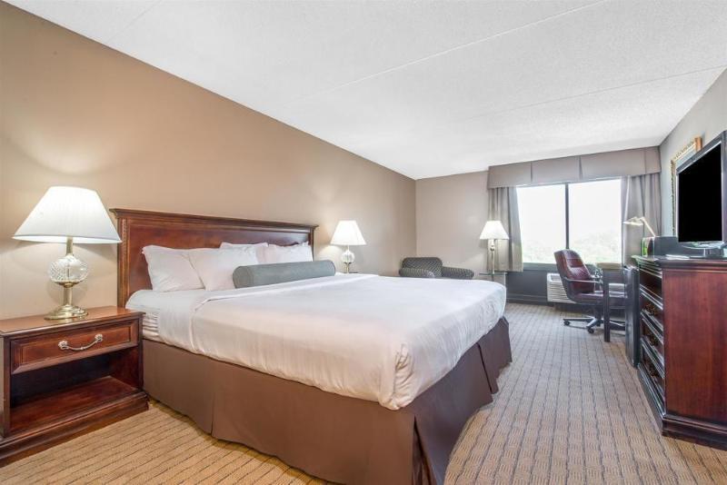 Days Inn By Wyndham Horsham Philadelphia Exterior foto
